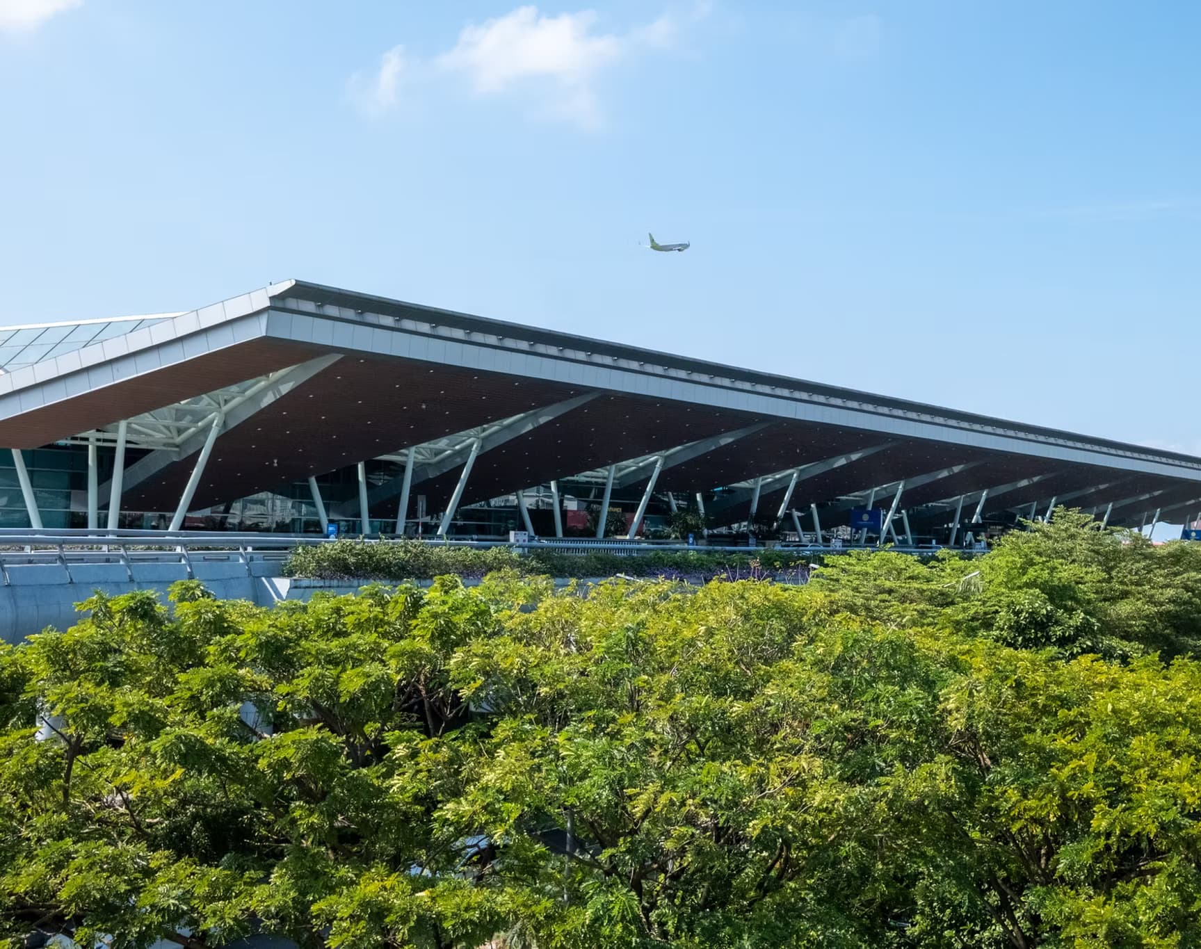 Danang International Airport — Environmental Design